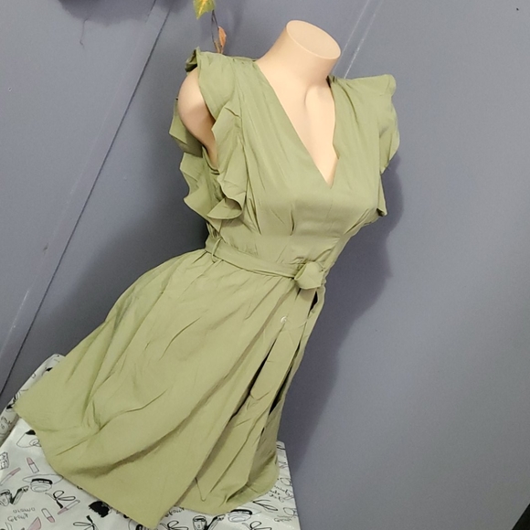 Stunning Khaki Super Cute Tie Front Dress - Picture 3 of 8